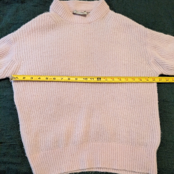Everlane Alpaca cocoon crew sweater - pale pink lilac - Picture 6 of 8